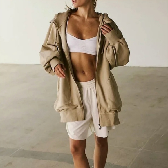 Free People Sweaters - Nwot Free People Movement Headliner Zip Up Oversized Hoodie in Soft taupe